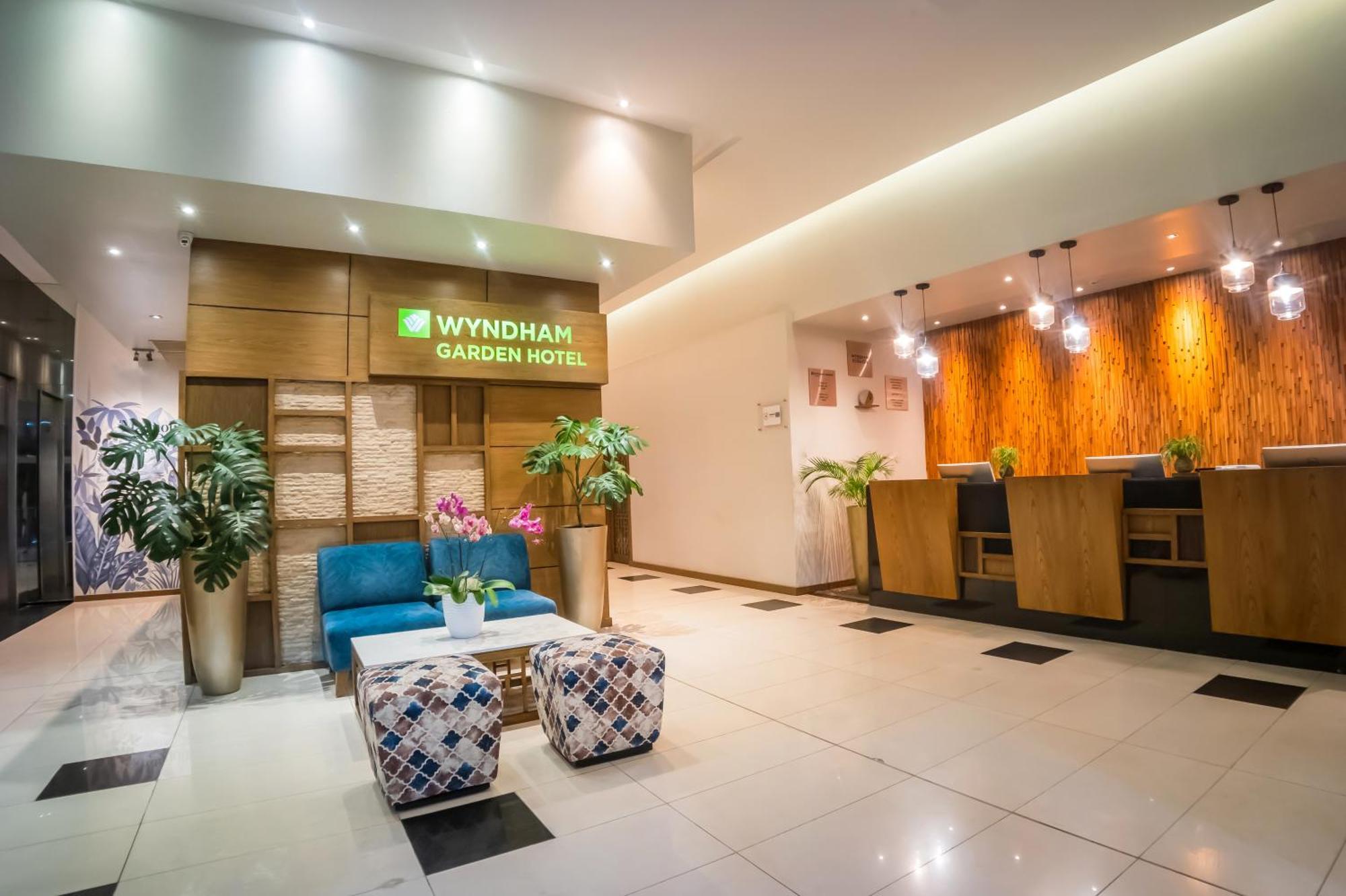 Готель Wyndham Garden Гуаякіль Екстер'єр фото